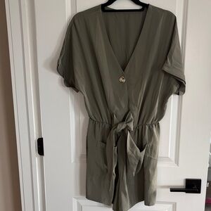 SHEIN Olive Green Buttoned Romper